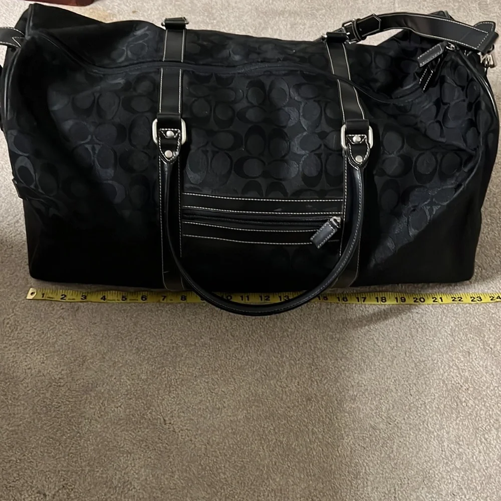 COACH BLACK TRAVEL DUFFEL BAG - Picture 4 of 16
